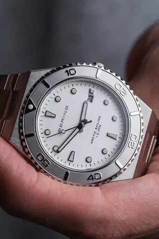 Bering Classic 18940-704