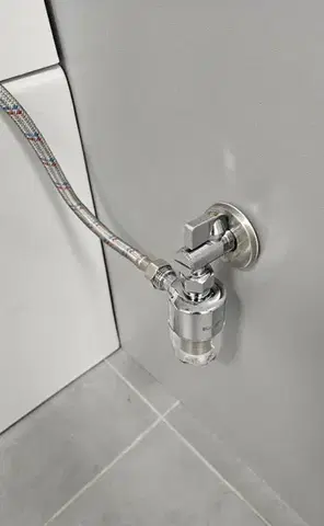 Vodní filtr KalyxX IPS MINI 100 1/2" s 99,9 % ochranou proti vodnímu kameni  IPSKXMG12T IPSKXMG12T
