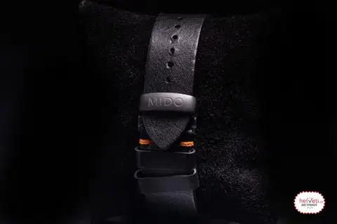 Mido Commander Big Date M021.626.36.051.01