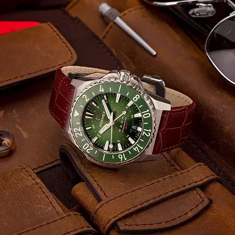 Formex Reef GMT Automatic Chronometer 2202.1.5300.100