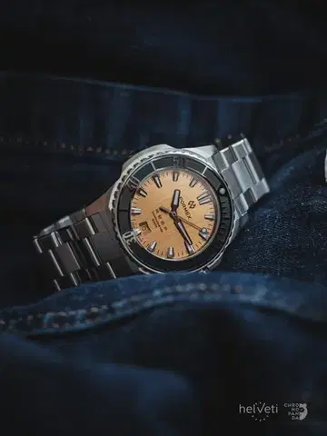 Formex Reef 42 Automatic Chronometer Bronze Dial 2200.1.6382.100