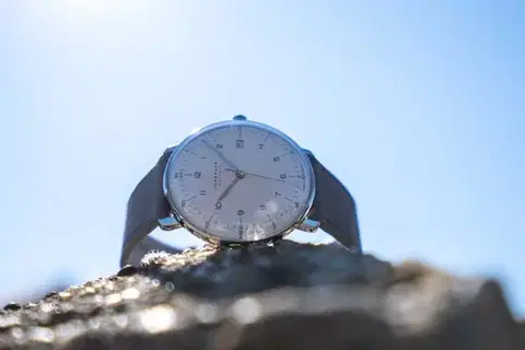 Junghans Max Bill Mega Solar 59/2021.02