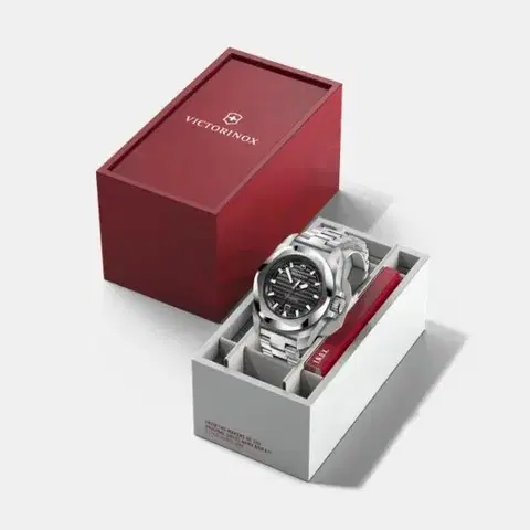 Victorinox I.N.O.X. Automatic 242019