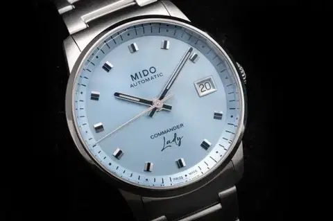 Mido Commander Lady M021.207.11.041.00