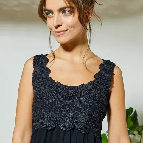 Dlouhý top s macramé