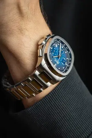 Mido Multifort TV Chronograph M049.527.11.041.00