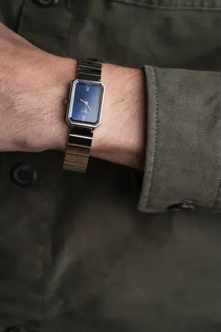 Tissot SRV T160.110.11.043.00