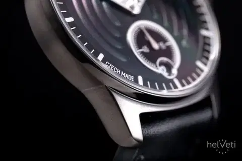 Robot Aerodynamic Black Nickel