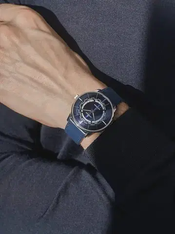 Junghans Meister Worldtimer 27/3010.01
