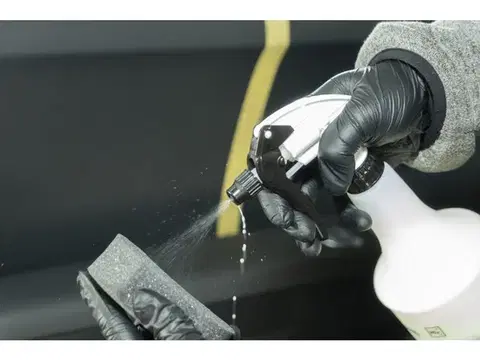 KOCH CHEMIE Přípravek na ošetření plastů Koch Hpc Hydro Plast Care 1 l EG4476001