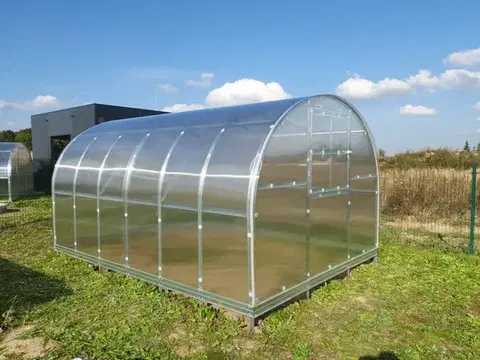 Skleník LUCIUS polykarbonát 4 mm Lanitplast