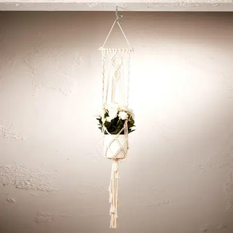 Závěsný koš macramé