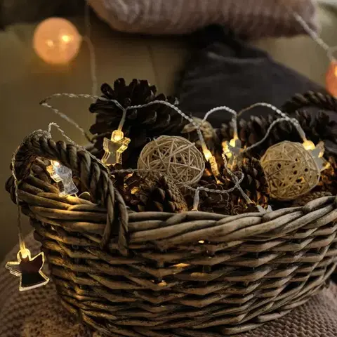 DecoLED LED světelný řetěz na baterie, 10 teple bílých diod, 1,5 m, akryloví andílci
