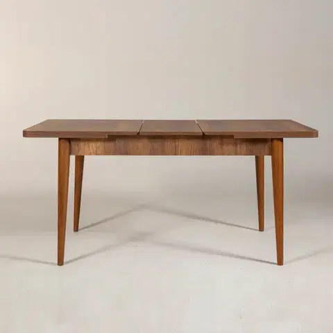 Jídelní stůl Vina Walnut