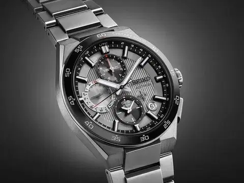Seiko Astron Dual-Time Chronograph SSH153J1