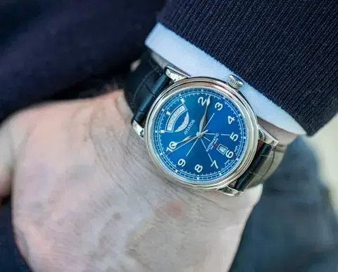 Aviator Douglas Day-Date 45 Automatic V.3.44.0.401.0
