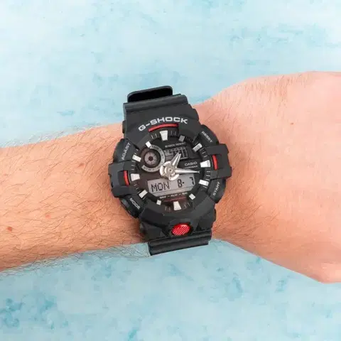 Casio G-Shock GA-700-1A