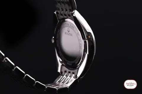 Bulova Diamond 96R212