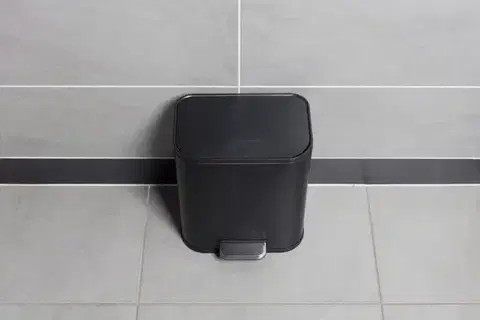 Odpadkový koš SAT černá SATDKOSO5C SATDKOSO5C
