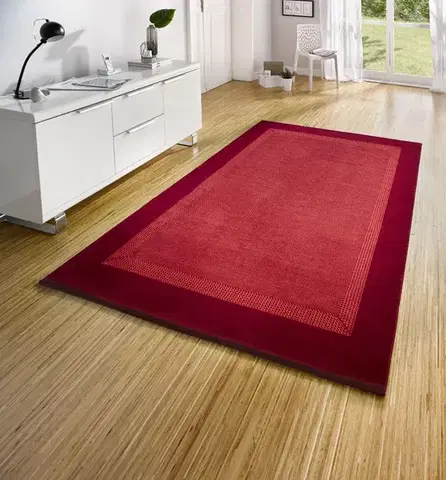 Kusový koberec Hanse Home Basic 102499 Red 160x230 cm