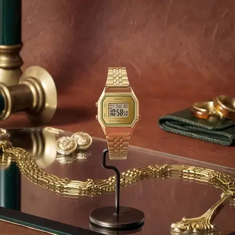 Casio Collection LA680WEGV-9AEF