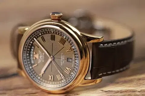 Aviator Douglas Day-Date 41 Automatic V.3.35.2.280.4