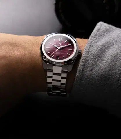 Formex Essence FortyOne Automatic Chronometer Gamaret
