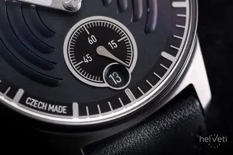Robot Aerodynamic Black Nickel