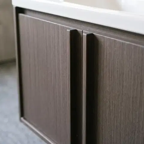 REA Sada koupelnového nábytku s umyvadlem Gama T25023 KJM 60CM REA-M0205