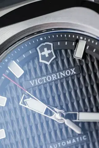 Victorinox I.N.O.X. Automatic 242039