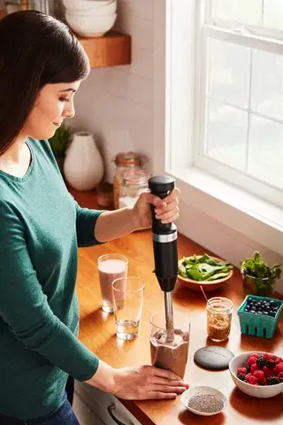 KitchenAid tyčový mixér 5KHBV53 - černá