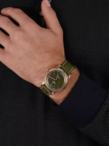 Aviator Douglas Day-Date 41 Automatic V.3.35.2.279.4