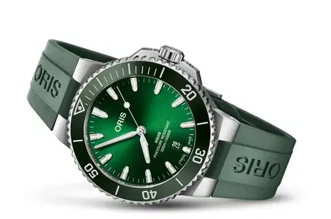 Oris Aquis Date 41,5 mm 01 733 7787 4157-07 4 22 37FC