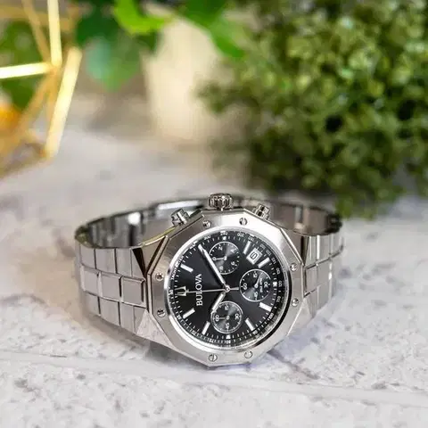 Bulova Precisionist 96B410