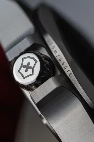 Victorinox I.N.O.X. Automatic 242039