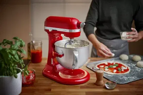 Kuchyňský robot KitchenAid 5KSM70SHX - černá