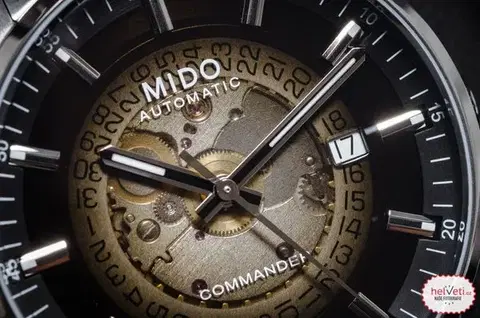 Mido Commander Gradient M021.407.11.411.00
