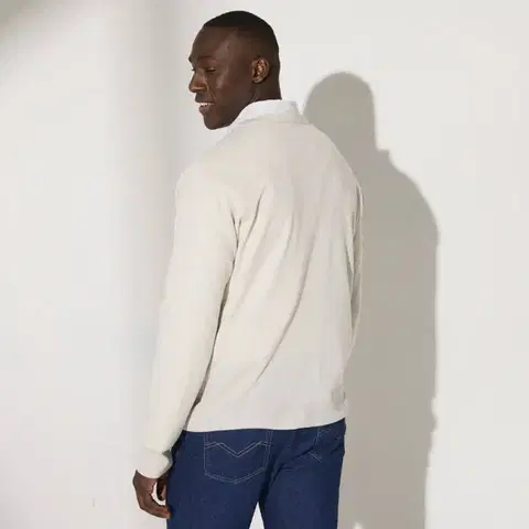 Propínací svetr