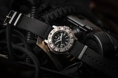 Traser P65 Tactical Mission Titanium Nato