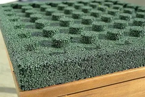 Gumová dlaždice zelená 40 x 500 x 500 mm 40 × 500 × 500 mm