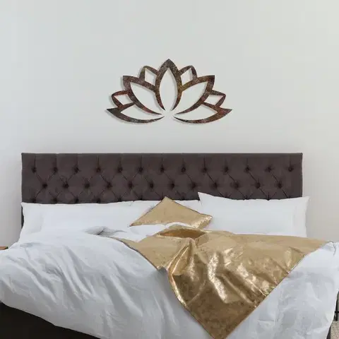 Dekorativní kovový doplněk na zeď Rusty Lotus