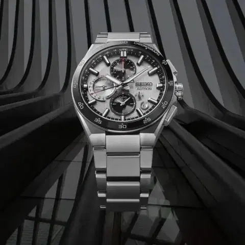 Seiko Astron Dual-Time Chronograph SSH153J1