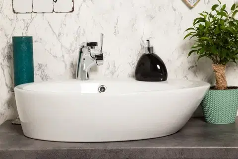 Aplomo Kratos 726