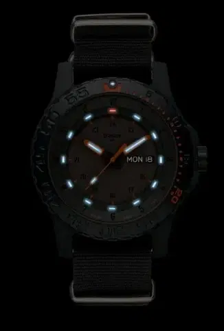 Traser P6600 Red Combat nato