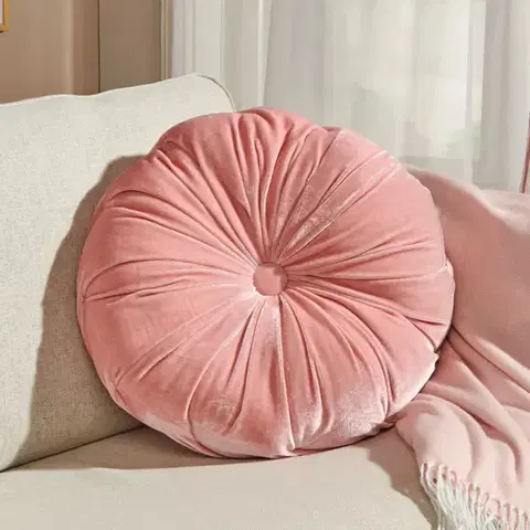 Sametový polštář