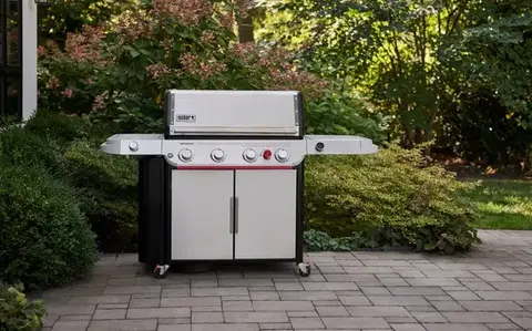 Plynový gril Weber Genesis SP-435W