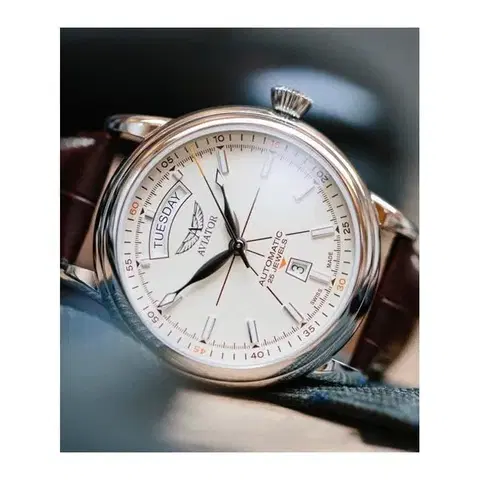Aviator Douglas Day-Date Automatic V.3.20.0.141.4
