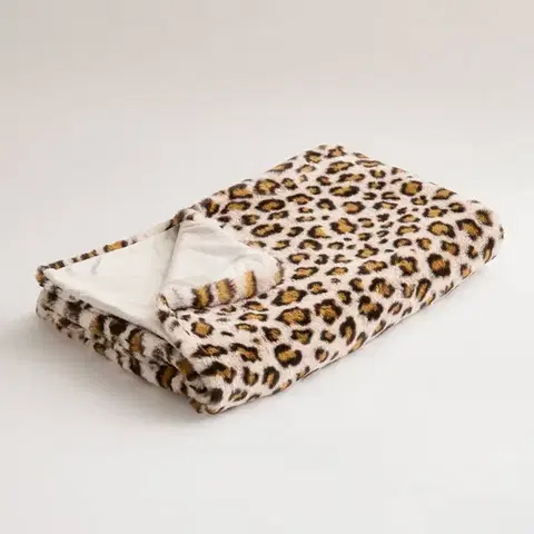 Deka s leopardím vzorem