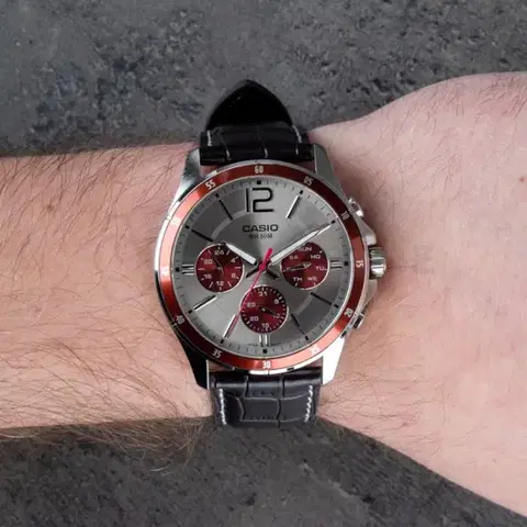 Casio Collection MTP-1374L-7A1VDF