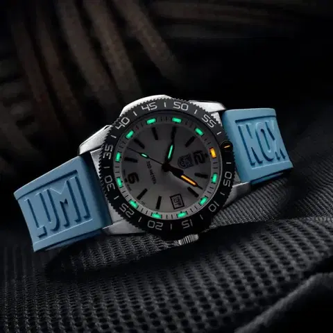 Luminox Pacific Diver XS.3124M